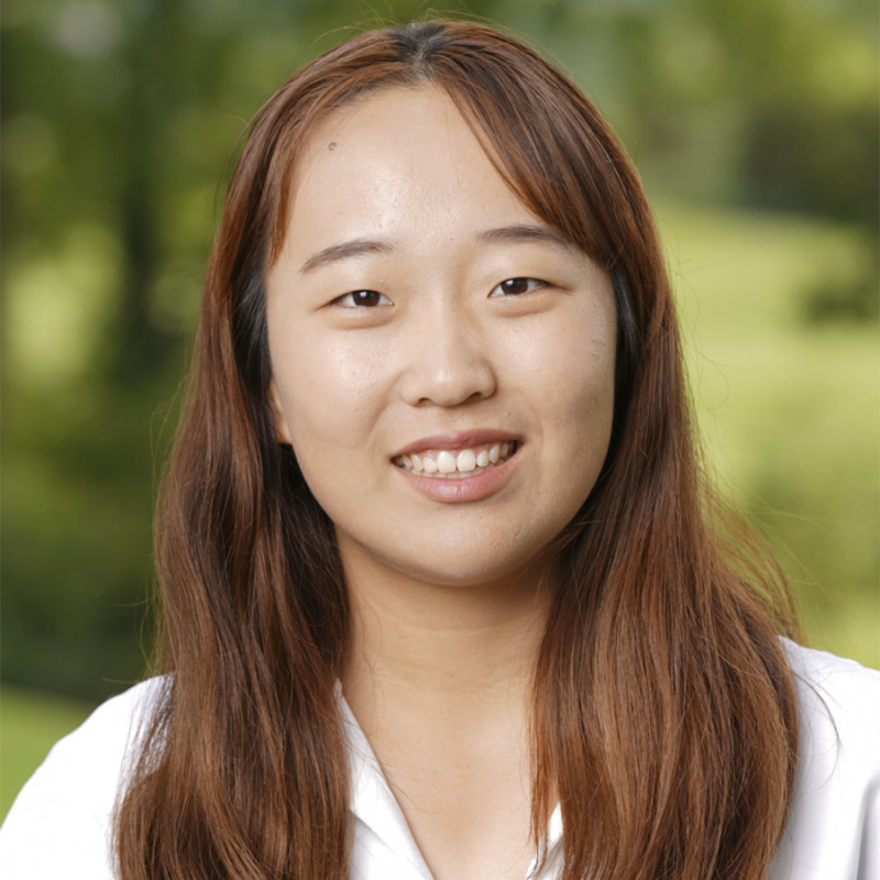 Photo of Tracy Lee